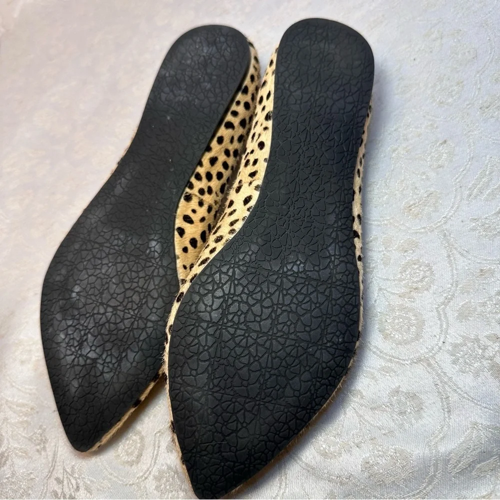 Steve Madden Feather Leopard Print Cow Hair  Black and Tan Womens Loafers Size 7